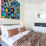 דירה High-End Apartments With Ac & Parking By Easybnb Premium *