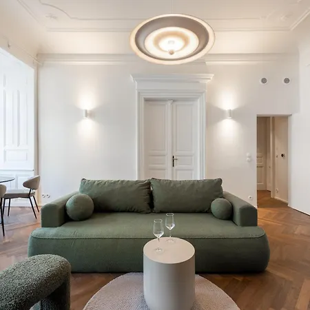 High-end With Ac & Paid Parking By Easybnb Premium * Prag