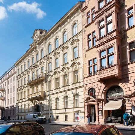 High-end With Ac & Paid Parking By Easybnb Premium Apartment Prag