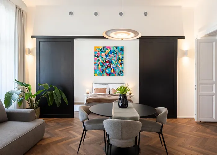 Lägenhet High-end With Ac Steps From Wenceslas Square By Easybnb Premium Prag