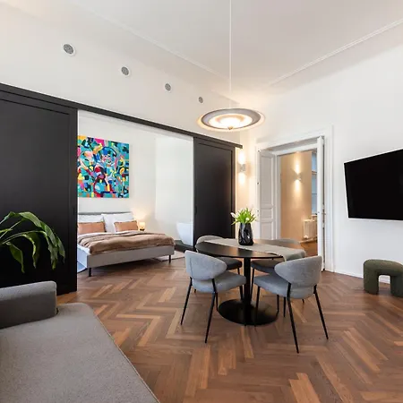 High-End Apartments With Ac & Parking By Easybnb Premium *