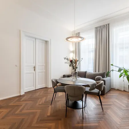 High-End Apartments With Ac & Parking By Easybnb Premium شقة